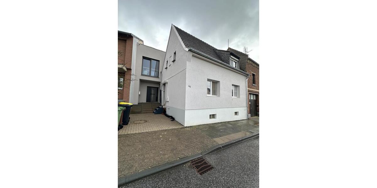 Einfamilienhaus Bornheim - 5 Zimmer, 180 m&sup2;, 670.000&euro; | Angebot:25647827