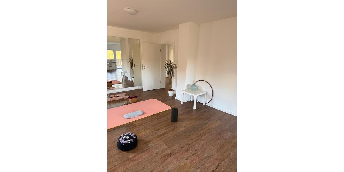 Dachgeschoßwohnung Bonn Hardtberg - 3 Zimmer, 105 m&sup2;, 1.000&euro; | Angebot:26048891
