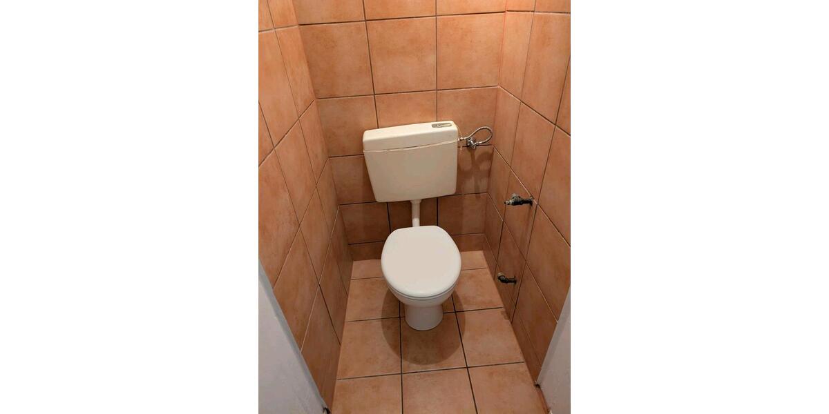 Etagenwohnung Bergheim - 2 Zimmer, 80 m&sup2;, 930&euro; | Angebot:25975016