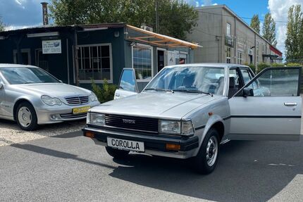 Toyota Corolla 25.000 km 7.000 &euro; Bonn 53227