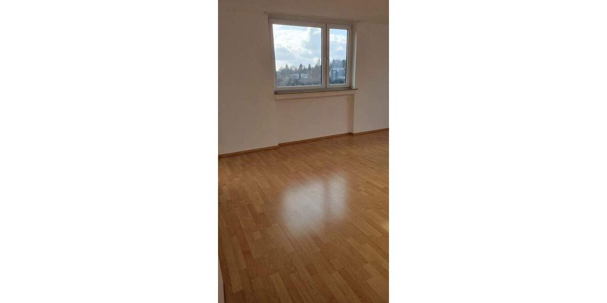 Etagenwohnung Bonn Poppelsdorf - 3 Zimmer, 83 m&sup2;, 279.000&euro; | Angebot:25744485