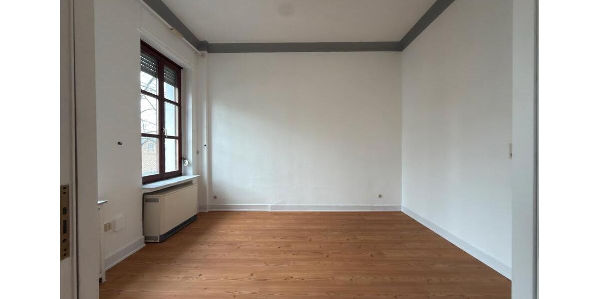 Etagenwohnung Bonn Friesdorf - 3 Zimmer, 80 m&sup2;, 1.450&euro; | Angebot:24695955