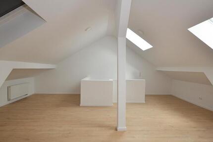 Wohnung Wesseling - 3 Zimmer, 106 m&sup2;, 1.150&euro; | Angebot:22617423