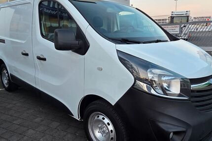 Opel Vivaro 124.000 km 8.950 &euro; Pulheim 50259