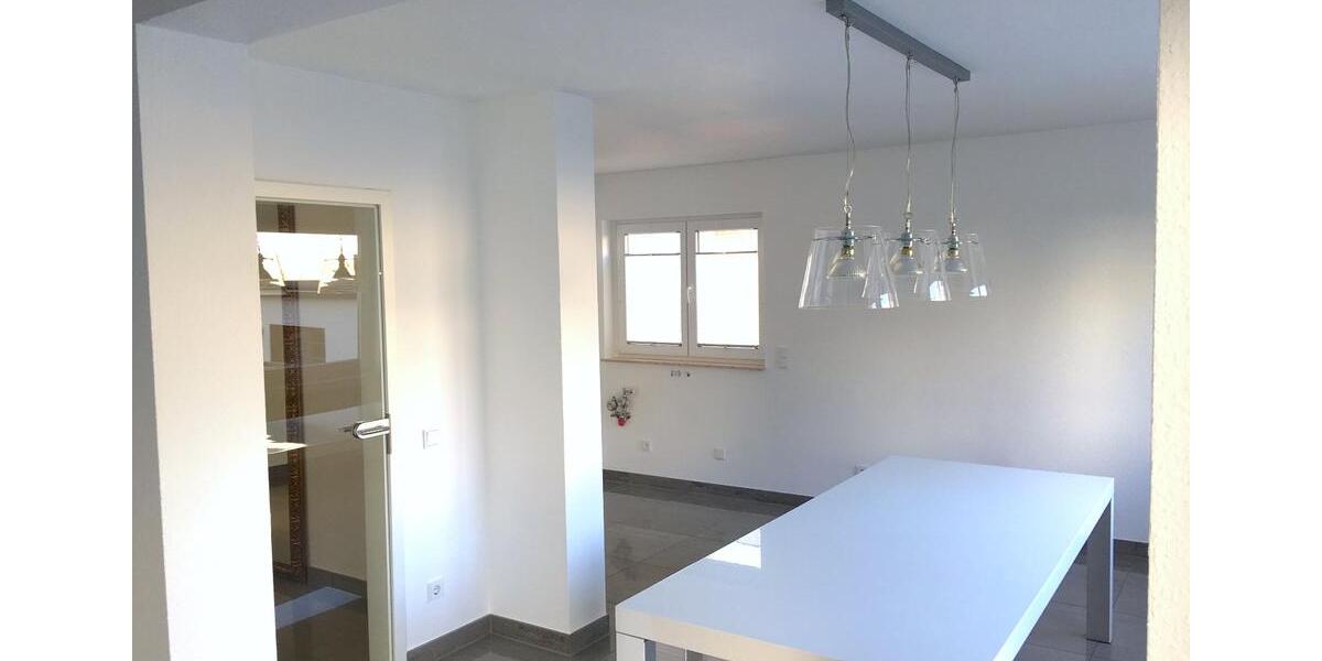 Erdgeschoßwohnung Euskirchen Dom-Esch - 3 Zimmer, 100 m&sup2;, 1.350&euro; | Angebot:26614601