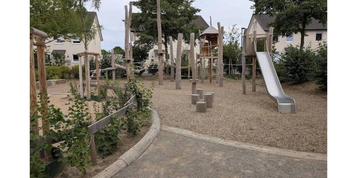 Reihenmittelhaus Siegburg - 3 Zimmer, 83 m&sup2;, 470.000&euro; | Angebot:25964551