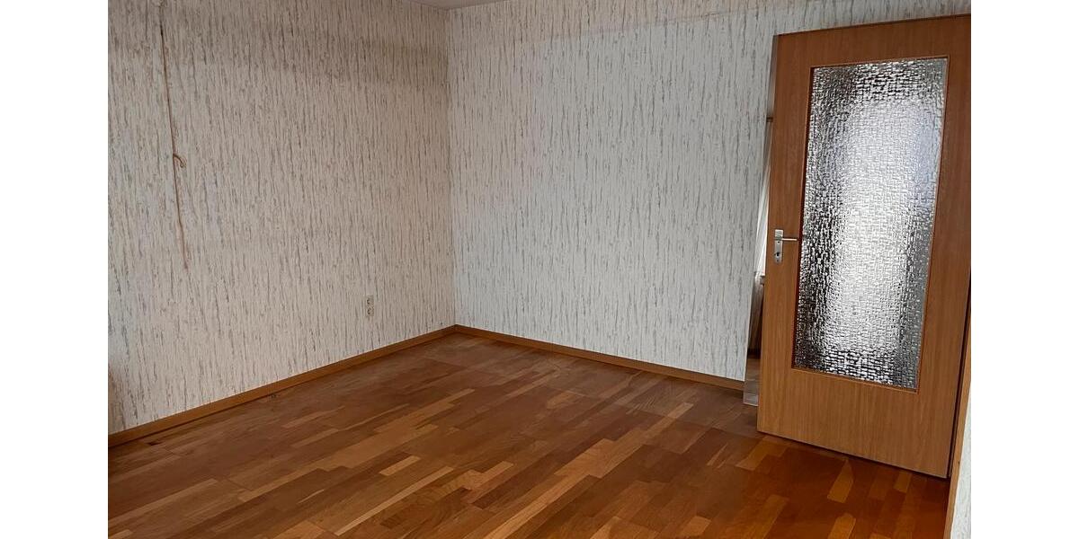 Erdgeschoßwohnung Bergheim - 3 Zimmer, 65 m&sup2;, 1.600&euro; | Angebot:25175320