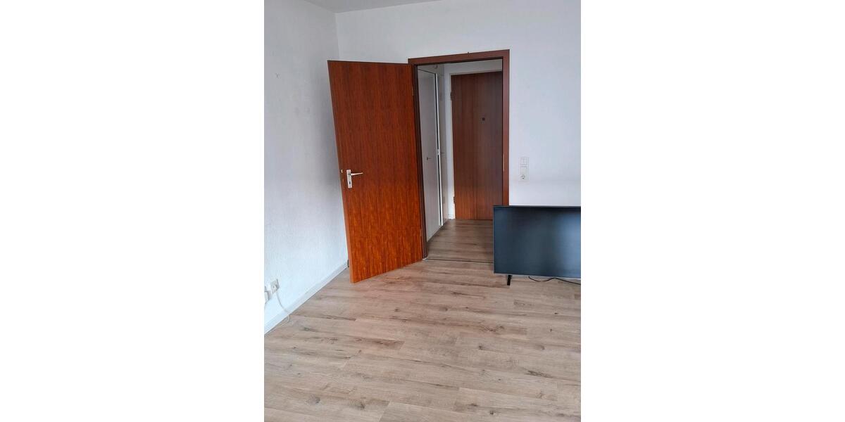 Etagenwohnung Köln Lindenthal - 1 Zimmer, 31 m&sup2;, 625&euro; | Angebot:25900235