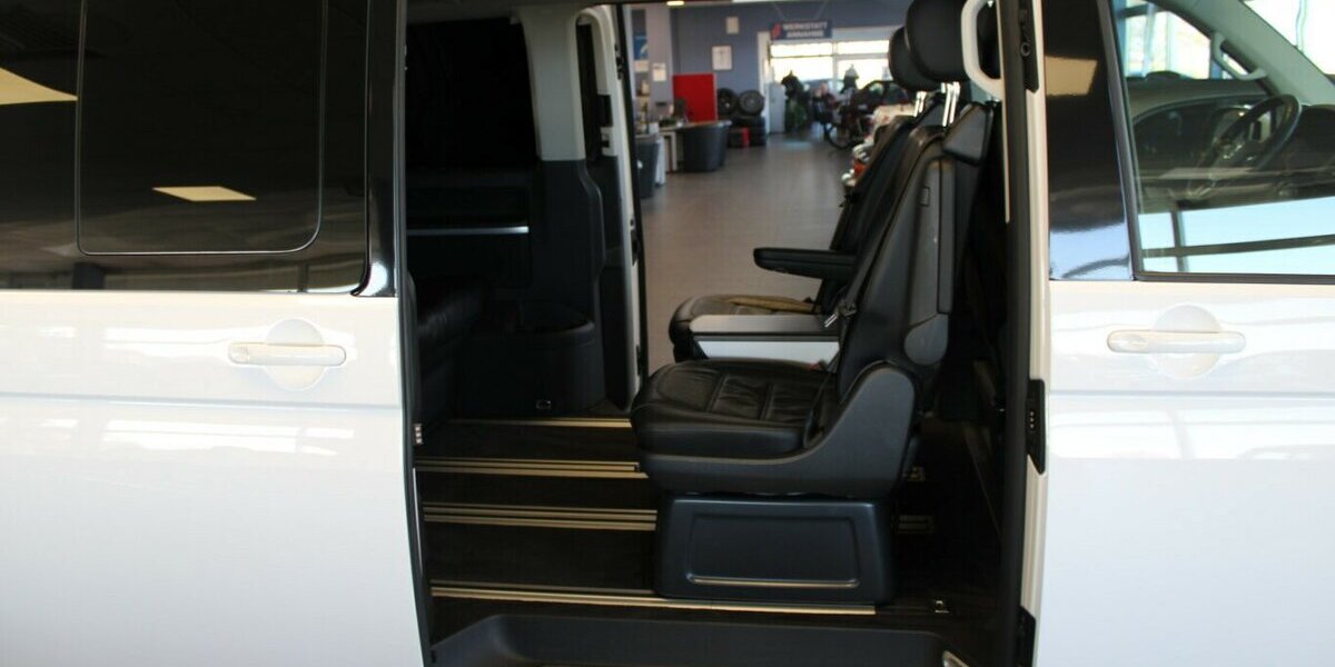 VW T6 Multivan 2.0 TDI DSG Highline - 7-Sitzer - 106.893 km 36.980 &euro; Euskirchen 53881