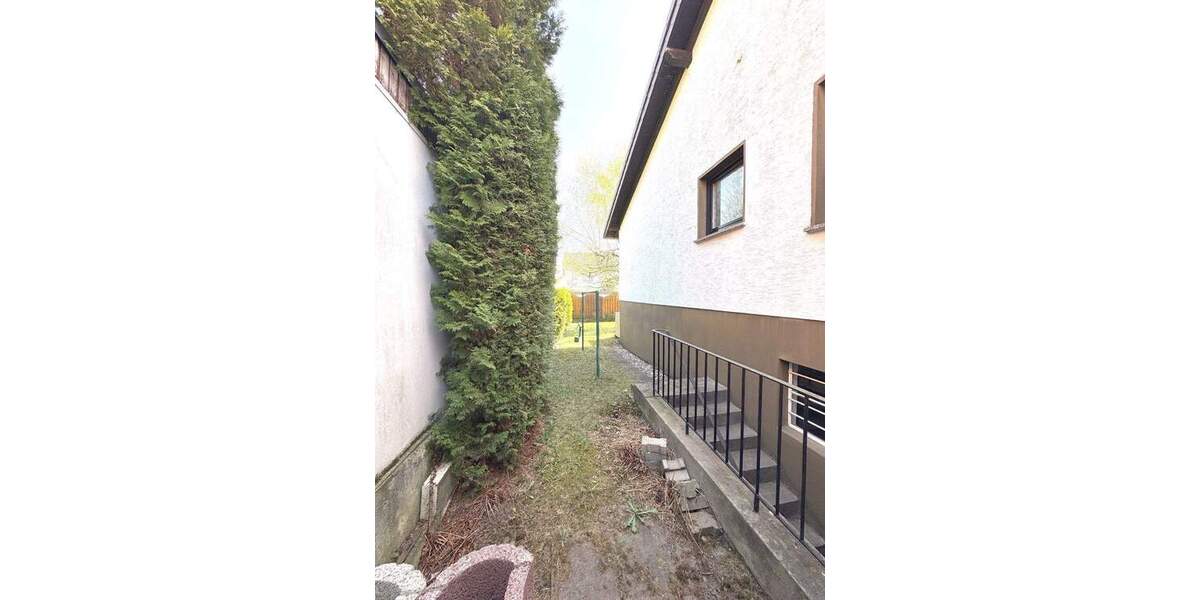 Einfamilienhaus Niederkassel - 6 Zimmer, 200 m&sup2;, 495.000&euro; | Angebot:25663636