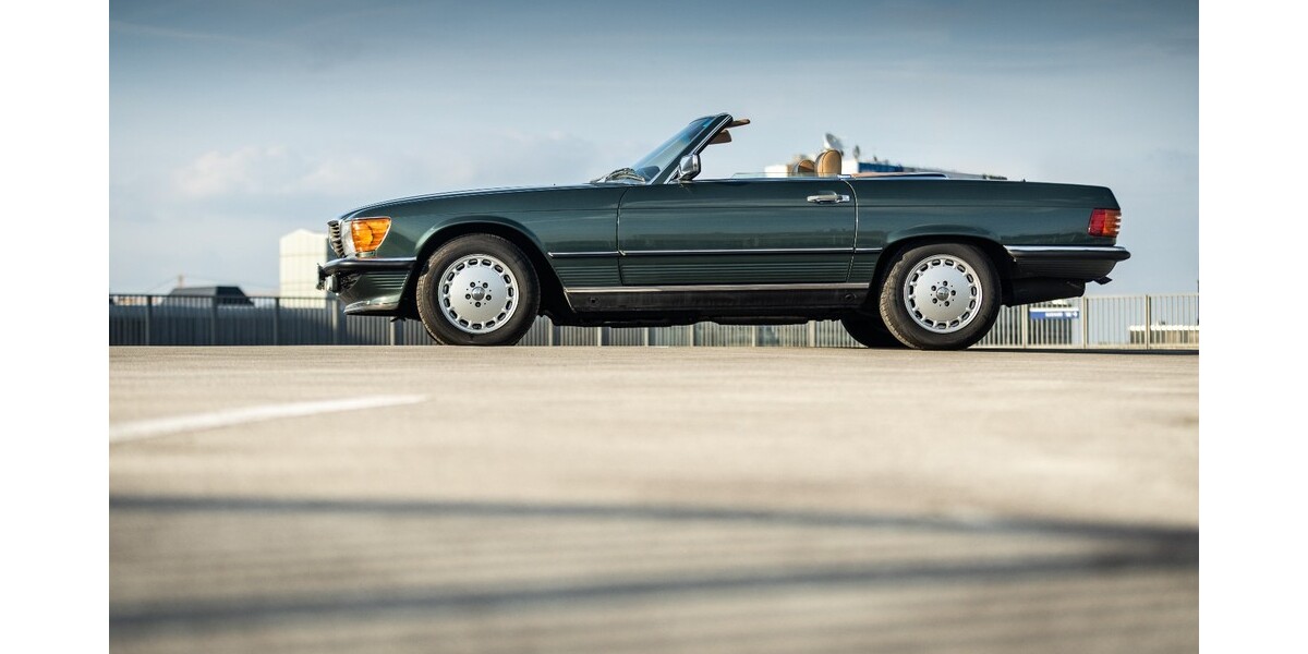 Mercedes-Benz SL 560 163.000 km 36.000 &euro; Köln 50667