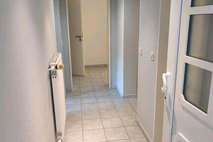 Wohnung Troisdorf - 3 Zimmer, 63 m&sup2;, 750&euro; | Angebot:25602111