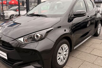 Toyota Yaris 46.091 km 17.990 &euro; Köln 51065