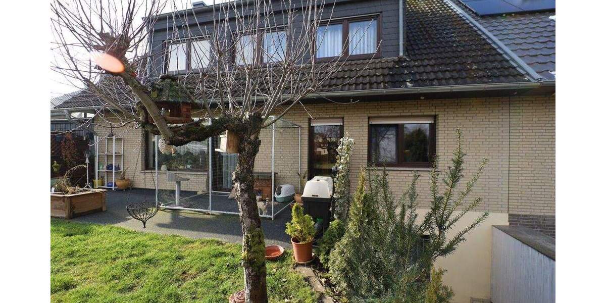 Mehrfamilienhaus, Wohnhaus Swisttal Heimerzheim - 6 Zimmer, 211 m&sup2;, 398.000&euro; | Angebot:25772205
