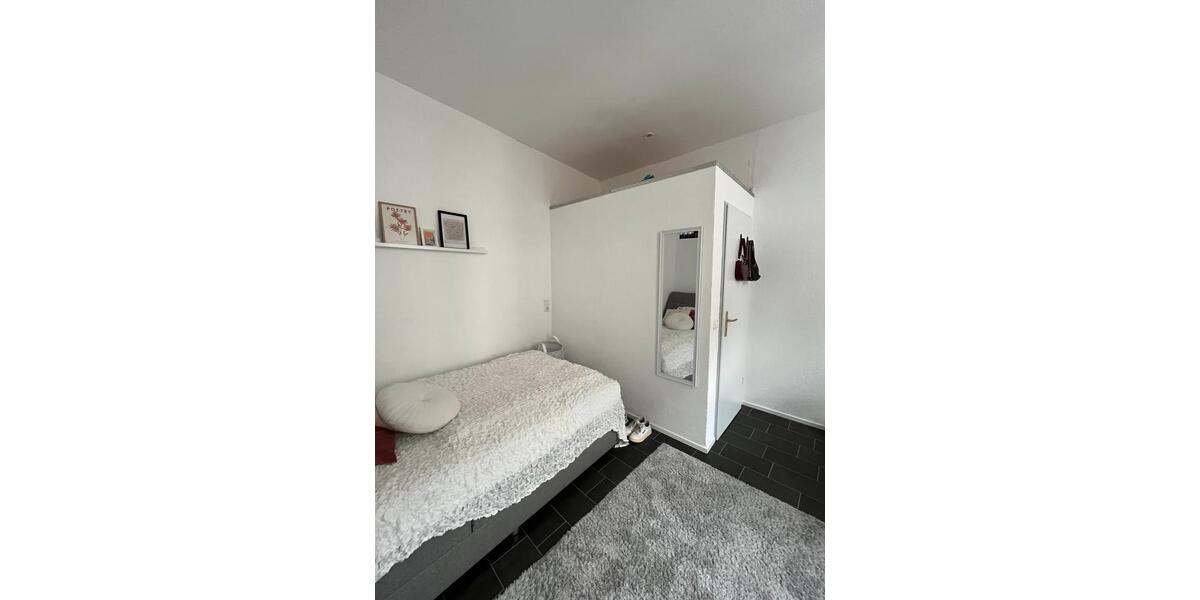 Etagenwohnung Mechernich - 17 Zimmer, 40 m&sup2;, 600&euro; | Angebot:25262488