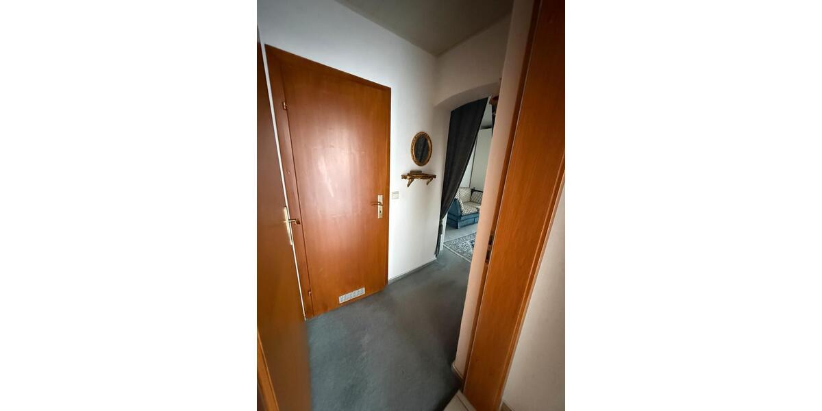Etagenwohnung Bonn Gielgen - 2 Zimmer, 90 m&sup2;, 1.030&euro; | Angebot:25320152