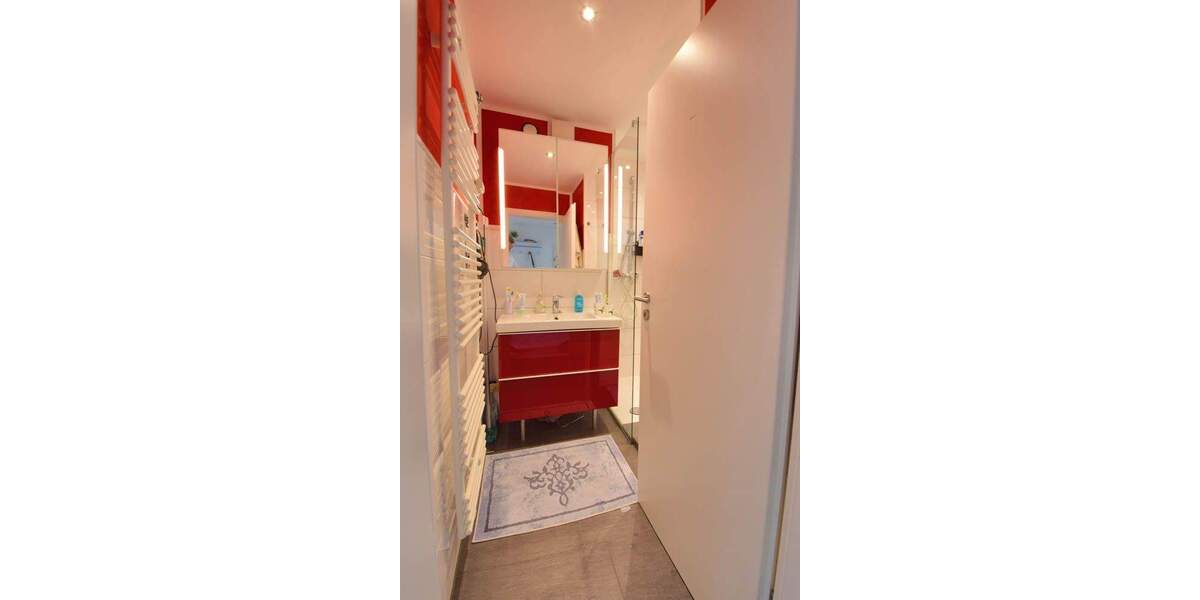 Etagenwohnung Bonn Röttgen - 6 Zimmer, 129 m&sup2;, 451.500&euro; | Angebot:25898146