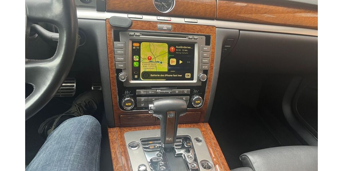 VW Phaeton 198.085 km 8.399 &euro; Leverkusen 51375
