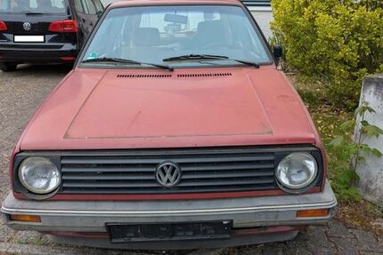 VW Golf 180.000 km 1.999 &euro; Swisttal 53913