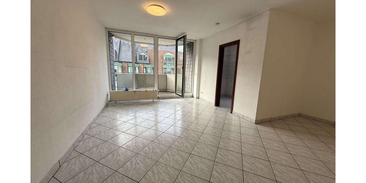 Etagenwohnung Köln Altstadt-Nord - 3 Zimmer, 76 m&sup2;, 1.380&euro; | Angebot:27350838