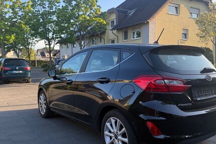 Ford Fiesta 103.500 km 8.600 &euro; Bonn 53229