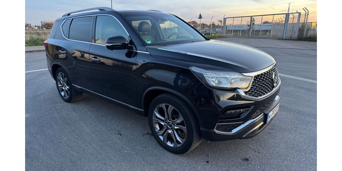 SsangYong REXTON 108.875 km 21.490 &euro; Köln 50769