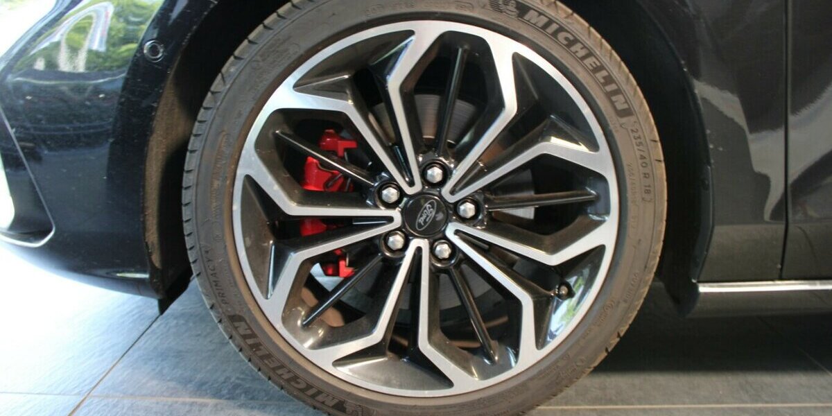 Ford Focus Turnier 1.5 EcoBlue St-Line X 155.940 km 11.480 &euro; Euskirchen 53881