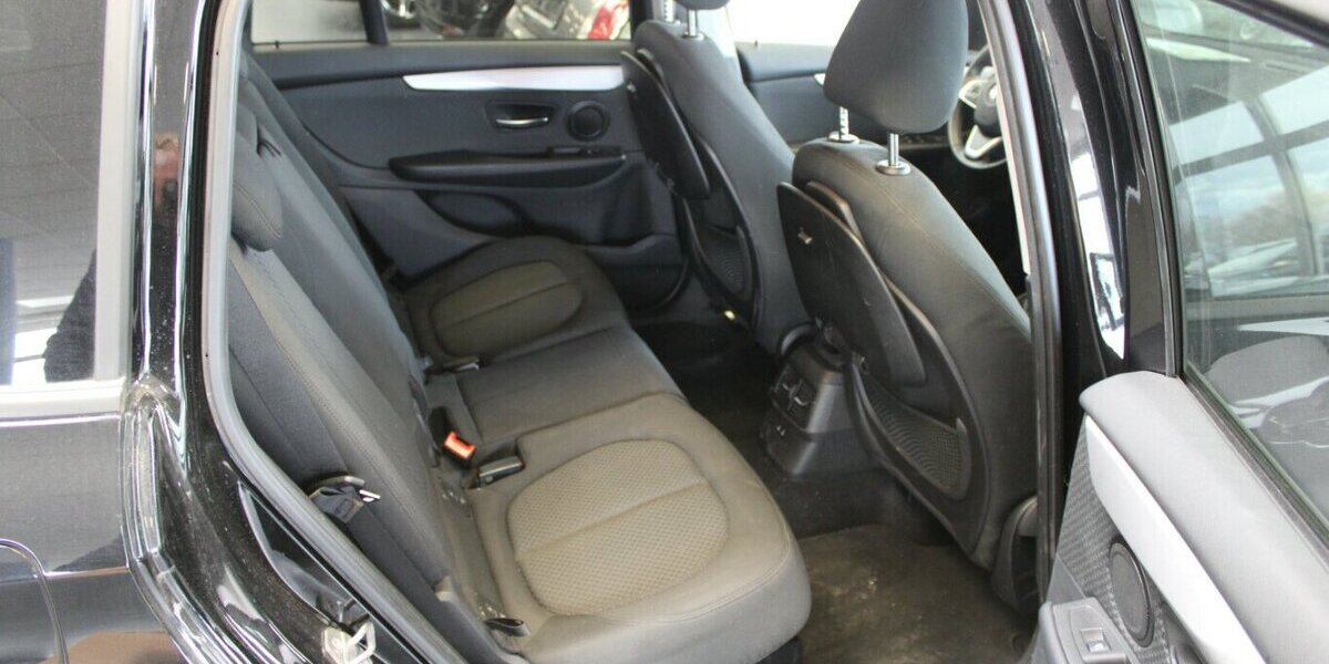 BMW 218 Gran Tourer Advantage 55.005 km 21.980 &euro; Euskirchen 53881