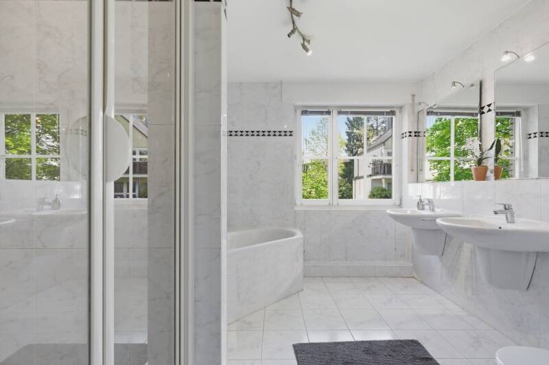 Doppelhaushälfte Köln Marienburg - 5 Zimmer, 158 m&sup2;, 1.260.000&euro; | Angebot:26499010