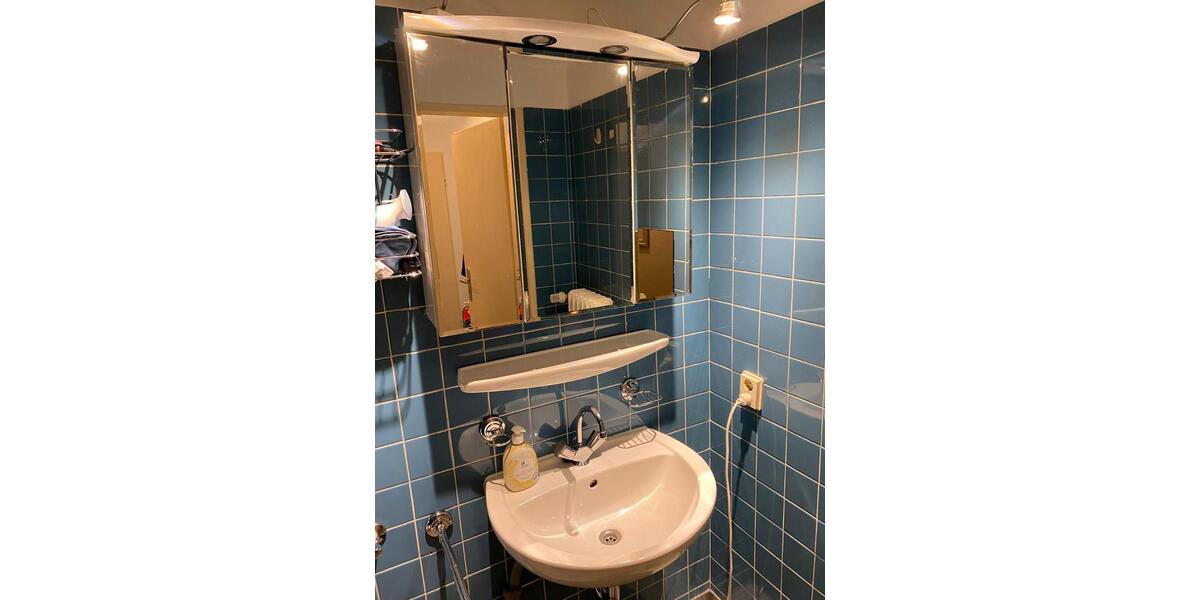 Hochparterre Bonn Küdinghoven - 1.5 Zimmer, 46 m&sup2;, 590&euro; | Angebot:26677997