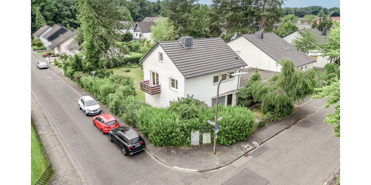 Einfamilienhaus mit Garten und angrenzendem Baugrundstück in Bonn-Niederholtorf - Einfamilienhaus Bonn / Niederholtorf Niederholtorf | Angebot:27119935