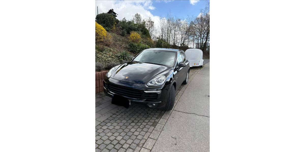 Porsche Cayenne 152.000 km 37.500 &euro; Lohmar 53797