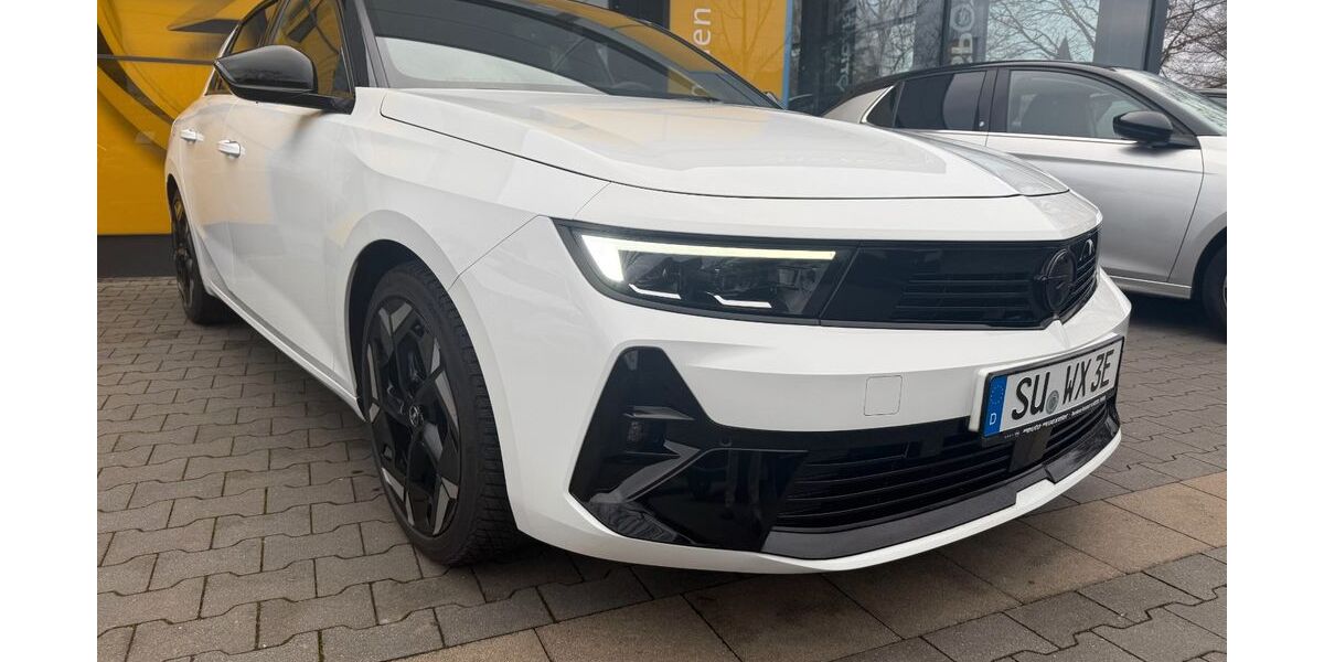 Opel Astra 21.900 km 24.290 &euro; Bornheim 53332