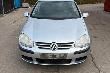 VW Golf 200.000 km 1.399 &euro; Düren 52353