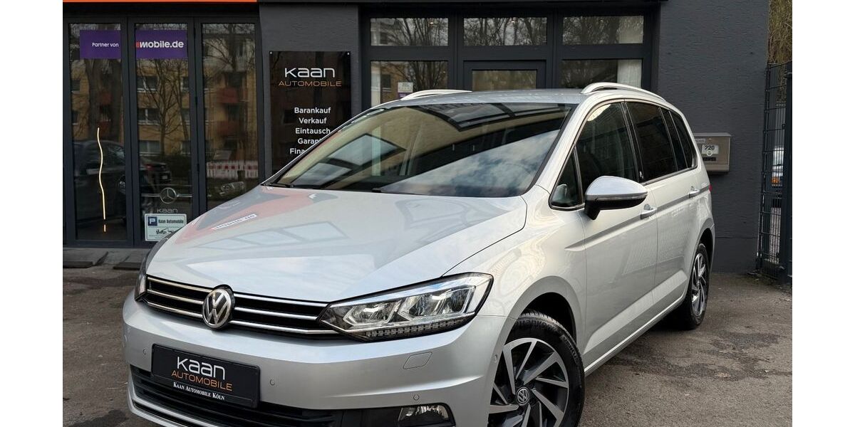 VW Touran 92.000 km 16.499 &euro; Köln 51107
