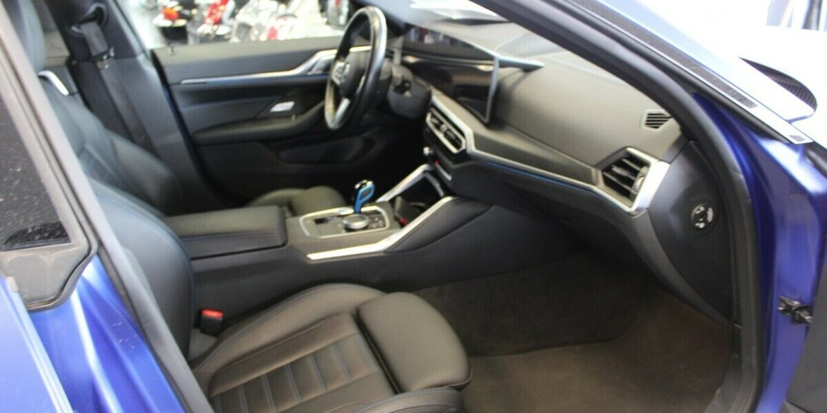 BMW i4 eDrive40 Gran Coupe - M Sport - 66.550 km 37.980 &euro; Euskirchen 53881