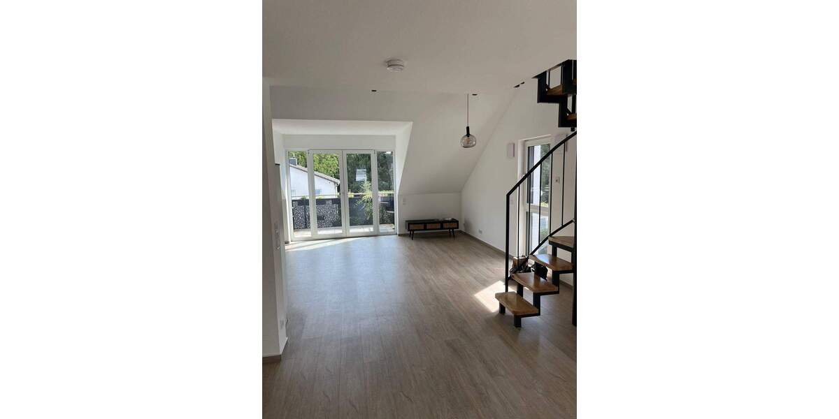 Etagenwohnung Siegburg Dreesch - 2 Zimmer, 71 m&sup2;, 990&euro; | Angebot:25909104