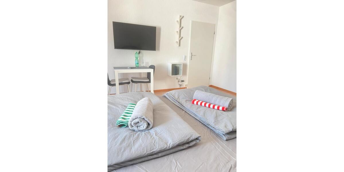 Erdgeschoßwohnung Troisdorf Bergheim - 3 Zimmer, 80 m&sup2;, 2.100&euro; | Angebot:26001872