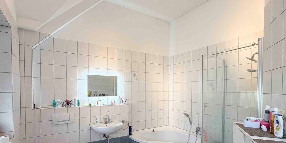 Reihenmittelhaus Bergheim Rheidt - 4 Zimmer, 147 m&sup2;, 399.000&euro; | Angebot:26081199