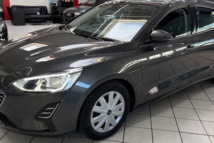 Ford Focus 289.000 km 5.900 &euro; Leverkusen 51371