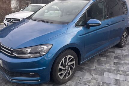 VW Touran 115.500 km 13.950 &euro; Troisdorf 53842