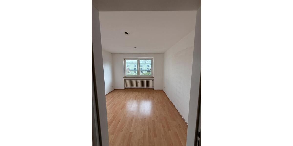 Etagenwohnung Köln Kalk - 4 Zimmer, 95 m&sup2;, 1.720&euro; | Angebot:26041018