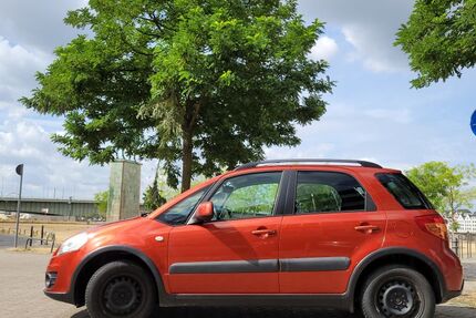 Suzuki SX4 70.200 km 7.950 &euro; Köln 50679