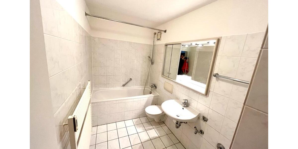 Etagenwohnung Köln Ehrenfeld - 2 Zimmer, 52 m&sup2;, 1.699&euro; | Angebot:25945490