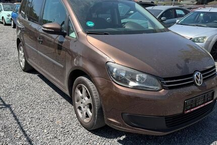 VW Touran 277.269 km 3.990 &euro; Düren 52349