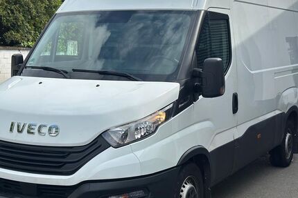 IVECO Andere 157.270 km 16.490 &euro; Rheinbach 53359