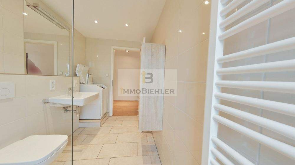 Etagenwohnung Köln Weiden - 2 Zimmer, 55 m&sup2;, 315.000&euro; | Angebot:25896018