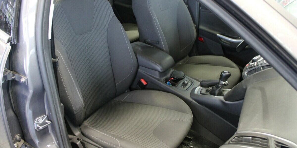 Ford Focus Turnier 1.0 EcoBoost Titanium 74.579 km 6.980 &euro; Euskirchen 53881