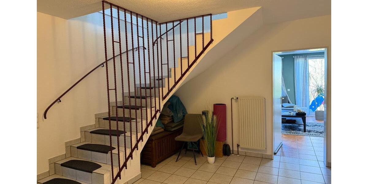 Einfamilienhaus Leverkusen Schlebusch - 4 Zimmer, 245 m&sup2;, 2.700&euro; | Angebot:25374192