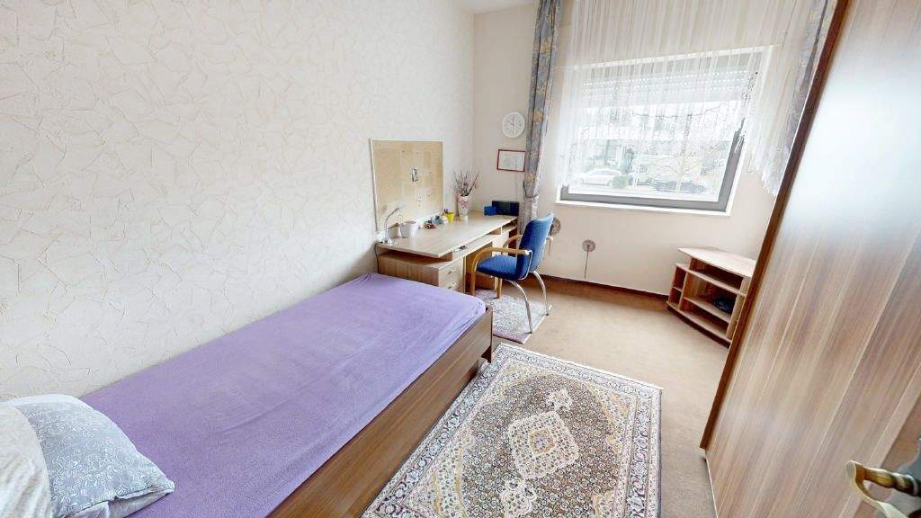 Etagenwohnung Erftstadt Lechenich - 4 Zimmer, 104 m&sup2;, 275.000&euro; | Angebot:25703204